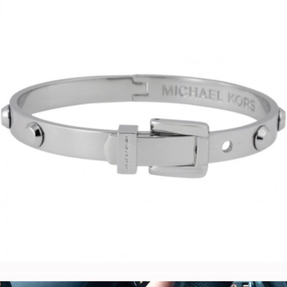 michael kors silver buckle bracelet